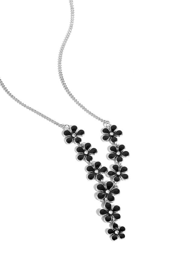 Flowering Feature - Black