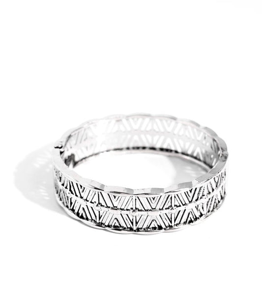 ESCAPADE Artist - Silver