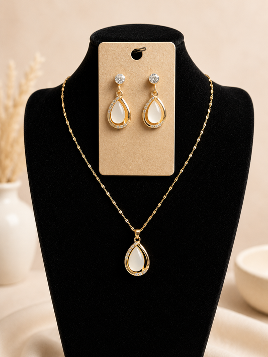 Custom Necklace - Cat’s Eye Necklace - White