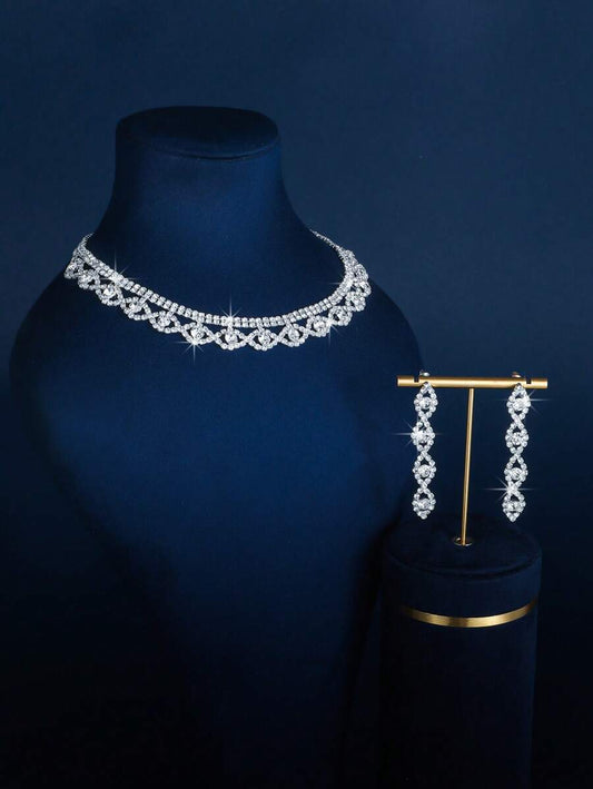 Heirloom Collection Scalloped Necklace - White