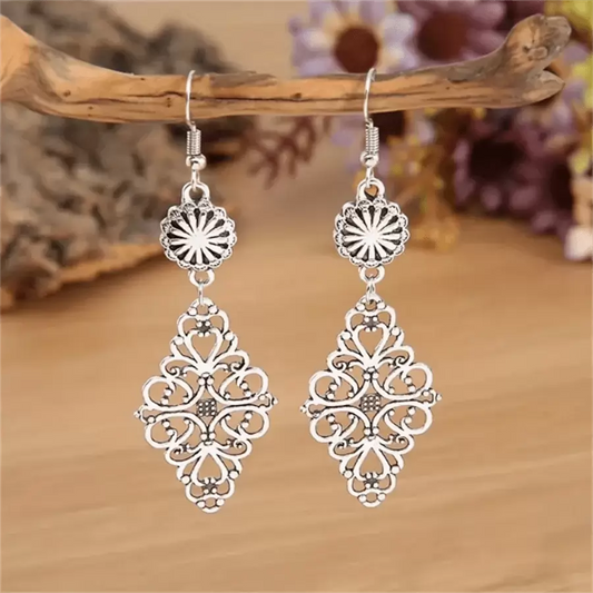 Flower Decor Earring - Silver