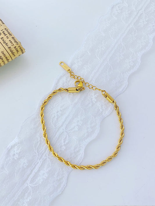 Twisted Curb Chain Bracelet - Gold