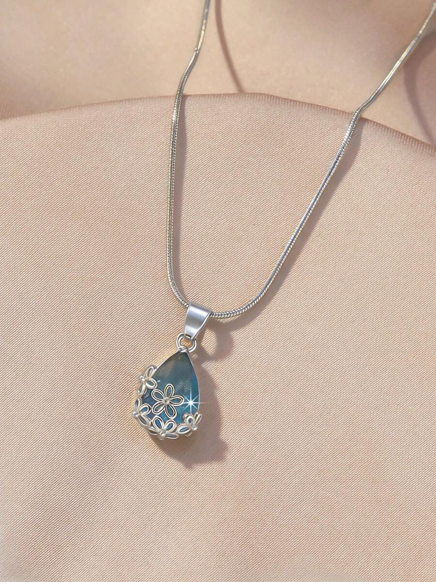 Teardrop Pendant - Blue