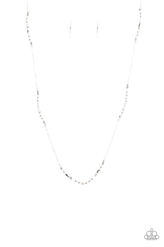 Mainstream Minimalist - White