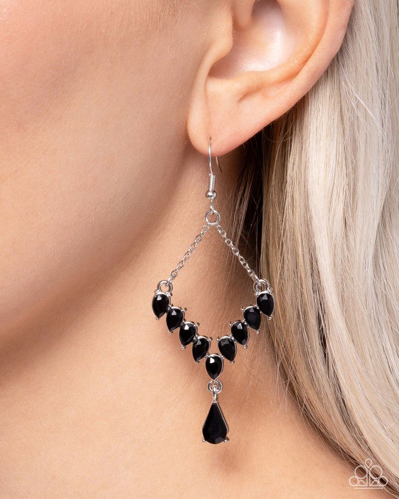 Dripping Drama - Black